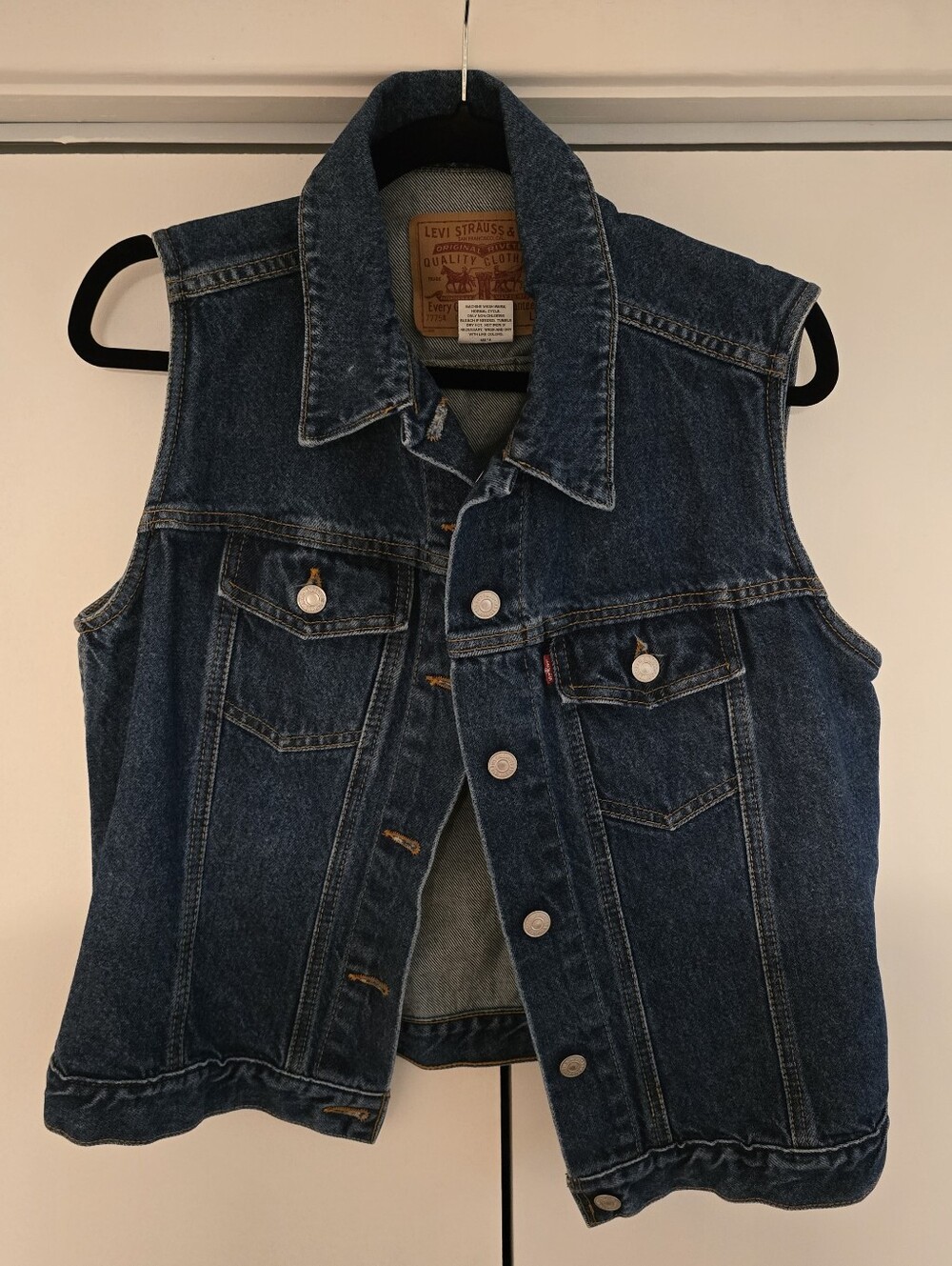 Levi's Women's Dark Blue Denim Vest